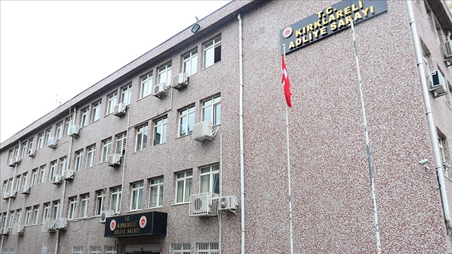 ´Usulsüz dinleme´ davasında eski polise 126 yıl hapis