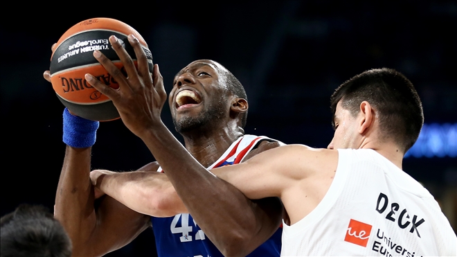 Anadolu Efes, Real Madrid deplasmanında