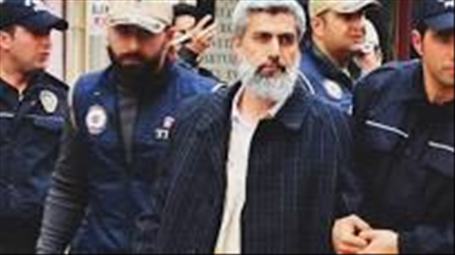 Tahliye kararı verilen Alparslan Kuytul cezaevinden çıktı
