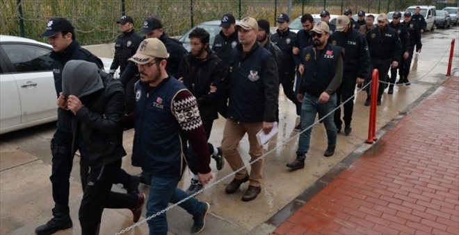 Yılbaşı öncesi yakalanan 8 DEAŞ şüphelisi tutuklandı