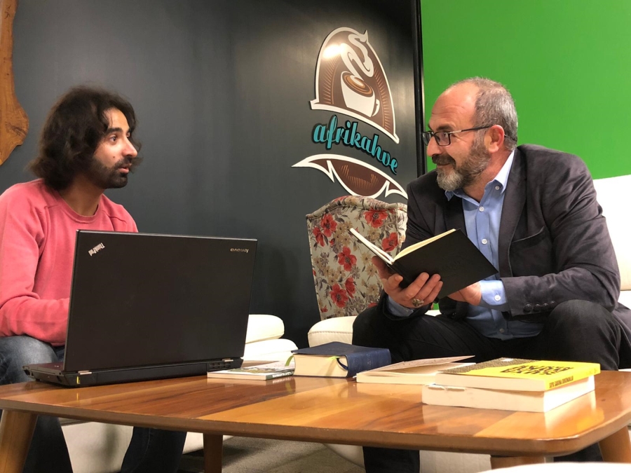 HACI DURSUN TUNÇ: AFRİKA’DA GÖZLERİ GÖRMEYEN BİRİNİN GÖZÜNE IŞIK OLMAK BİZİM İÇİN EN BÜYÜK MUTLULUKTUR!