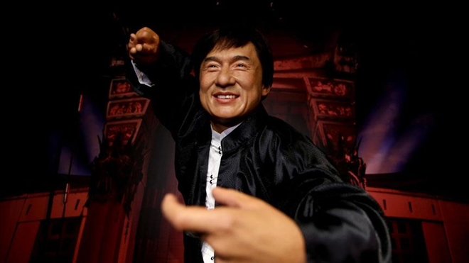 Ünlü aktör Jackie Chan´in balmumu figürü sergiye açıldı