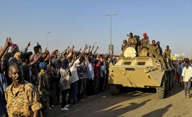 Askeri darbenin yaşandığı Sudan´dan Türkiye´ye çağrı