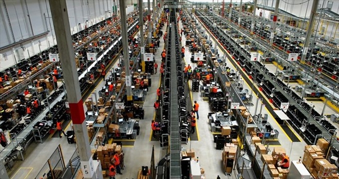 Almanya´daki Amazon Çalışanları Greve Gitti