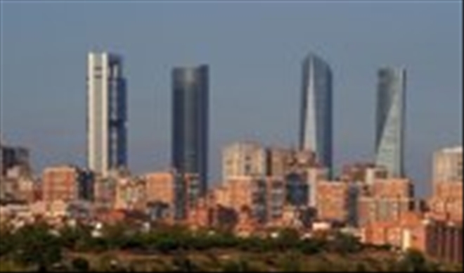 İspanya´nın Başkenti Madrid´de Büyükelçiliklerin Bulunduğu Bina Bomba İhbarı Nedeniyle Boşaltıldı