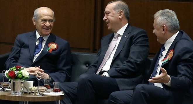Etrafındaki herkes gitti Soylu ile Bahçeli´ye sıkıştı