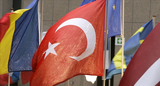 Alman basını: Türkiye AB´den uzaklaşmak için her şeyi yapıyor