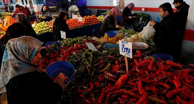 Türk-İş: Açlık sınırı 1 ayda 93 TL arttı