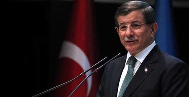 Davutoğlu´ndan Mursi için taziye: Milletinin onurunu savunuyordu