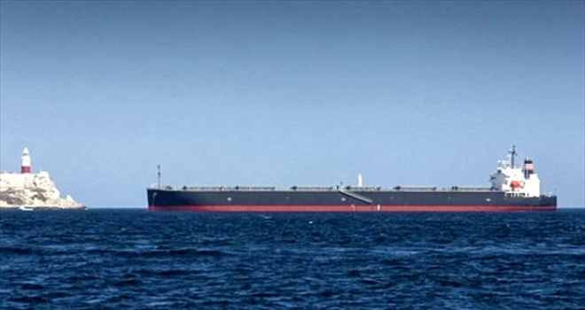 İngiliz ordusu petrol tankerine el koydu, İran harekete geçti