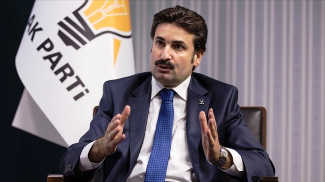 Davutoğlu´na yakın isimlerden Üstün: MHP, Ak Parti tabanına adeta hortum bağlamış