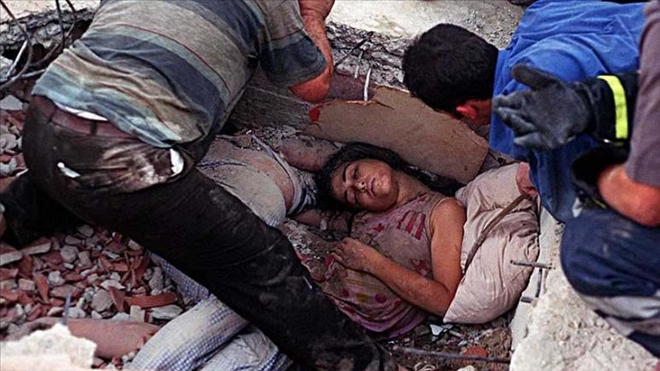 Türkiye´yi yasa boğan 17 Ağustos 1999 depreminin ağır bilançosu