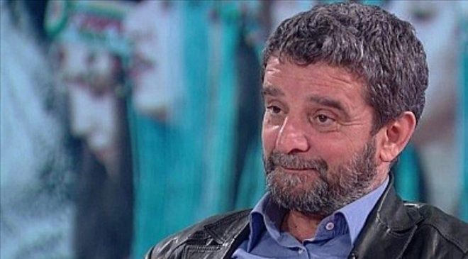 Mümtaz´er Türköne ile söyleşi: ?Umut fakirlerden çok mahpusların ekmeği. Ben ülkem adına umutluyum?