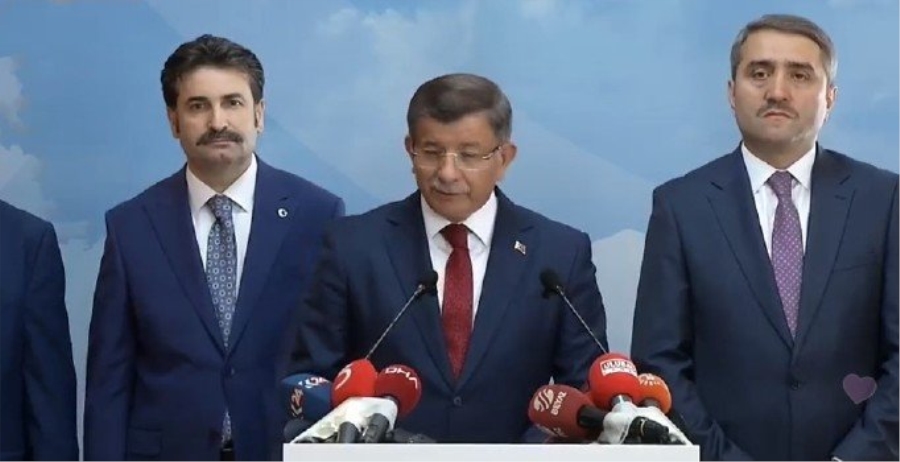  DAVUTOĞLU: YENİ BİR BAŞLANGIÇ İÇİN AK PARTİ