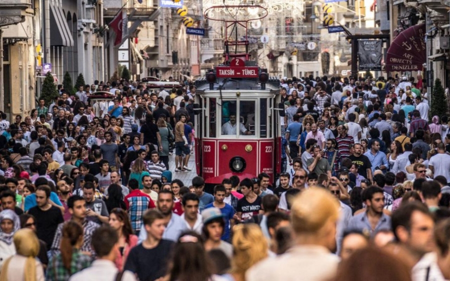 Halk en çok bakın kime güveniyor? En büyük sorunumuz ne?