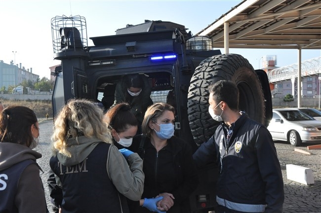 Kars’ta istifa restinden bir gün sonra ‘kayyım’ operasyonu