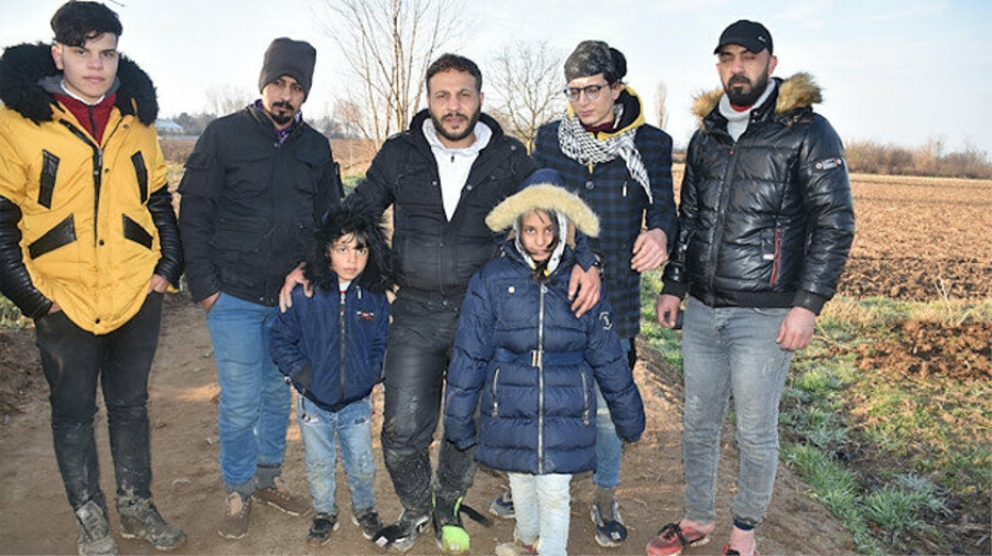 7 yaşındaki Afgan Leyla: Yunan polisi bizi darbetti