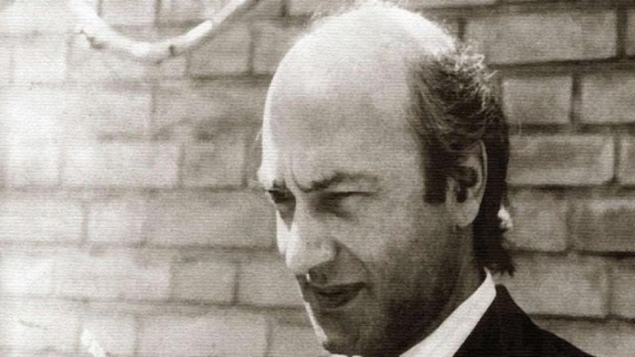 Ali Şeriati: “İnsan” olma “bilme” ile gerçekleşmektedir.