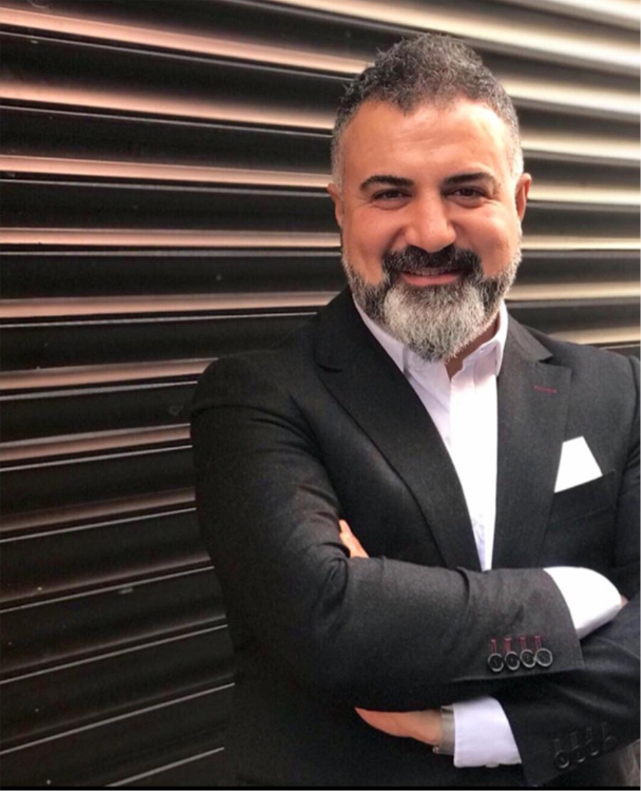 Özgün İrade Dergisi olarak gazeteci yazar Veysi Dündar ile yeni partiler ve siyaseti konuştuk