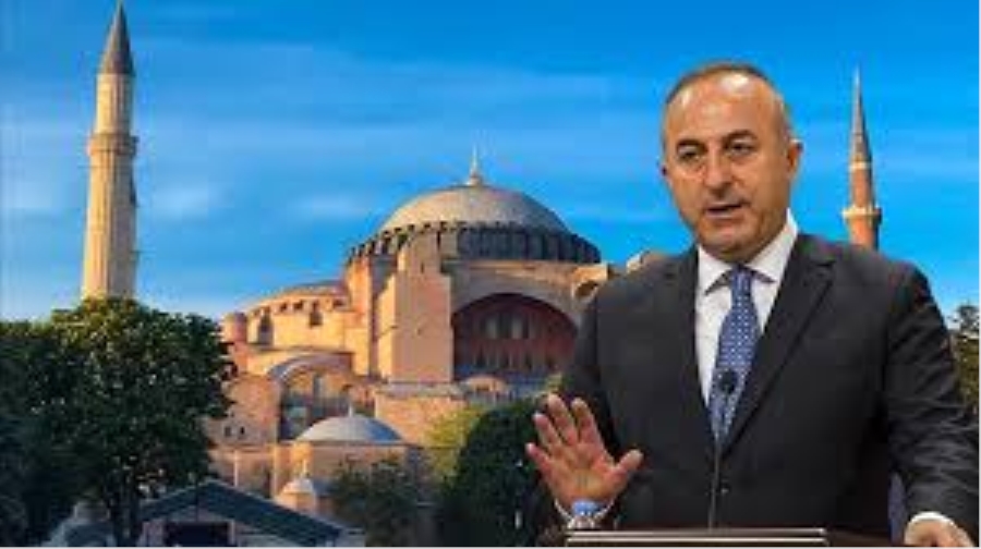 Çavuşoğlu: Ayasofya, Türkiye Cumhuriyetinin mülküdür ve fethedilmiştir