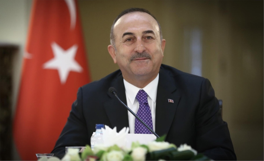 Bakan Çavuşoğlu, İngiltere