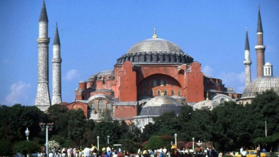 Ayasofya’nın açılması seçmeni etkilemedi