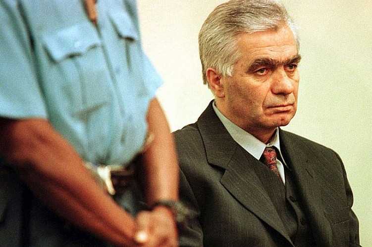 Sırp katil Kovid-19