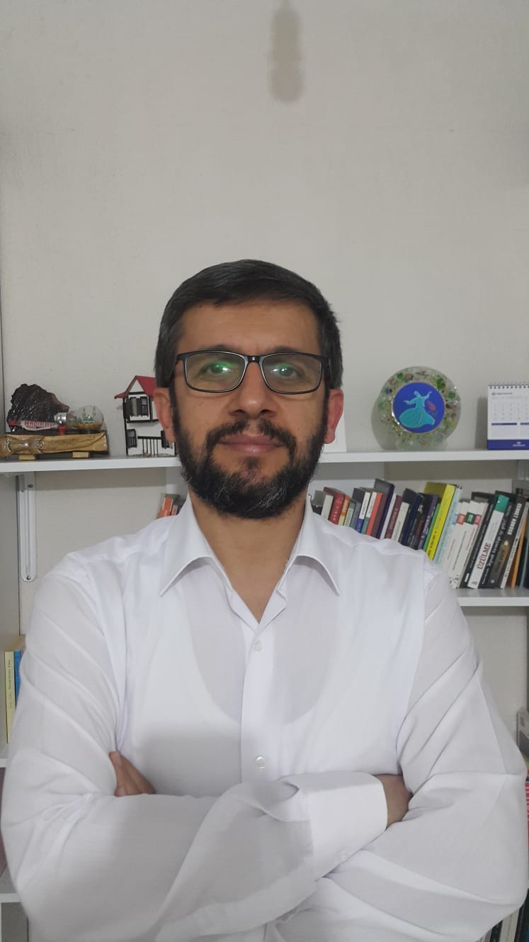 AHMET DEMİREL: OKUMAYI SEVDİRMEK İÇİN ÇABALIYORUZ!
