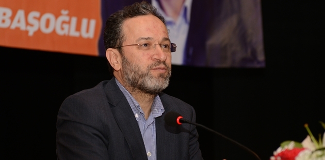 “Ahlâkî zeminin kaybedilmesi çoğunluğu da kaybetme riskini doğuruyor!”” 
