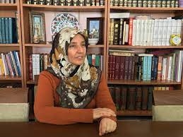 Fatma Akdokur: “Diyanet’in İktidar ile Yan Yanalığı Dini Hedef Konumuna Getiriyor”