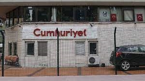 İşten çıkarılan sendikalı Cumhuriyet gazetesi çalışanları: Kararı tanımıyoruz