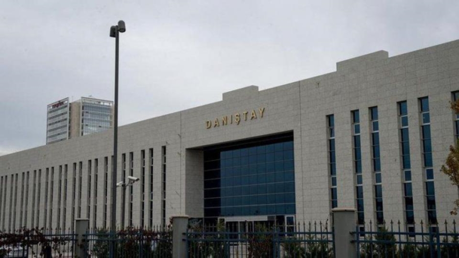 Danıştay, öğrenci andının okutulmaması yönünde karar verdi