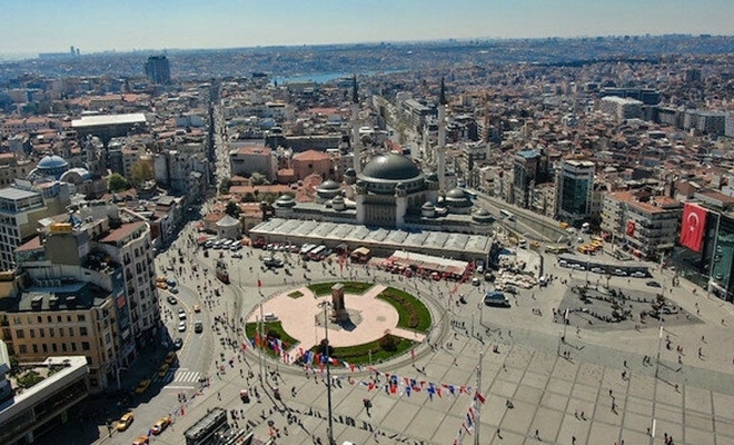 Alman DWden Taksim Camiinin açılış gününde provokatif haber