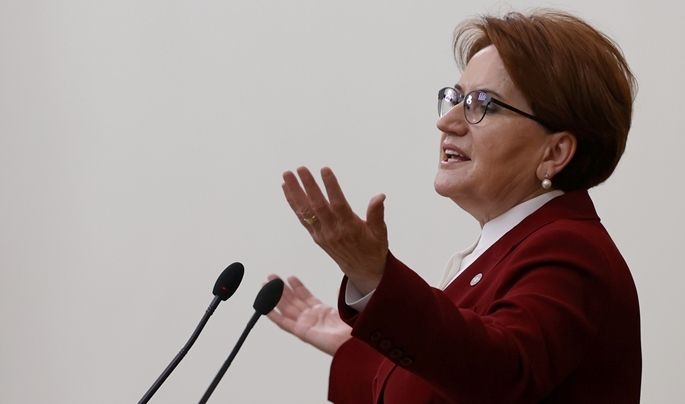 Akşener