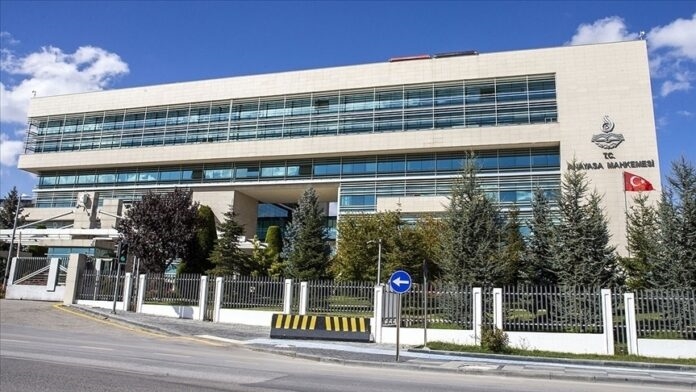 Bildiri dağıtımından hak ihlali çıktı.. Zorlama ve öngörülemez bir yorum
