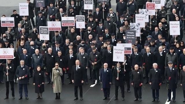 Azerbaycan halkı Hocalı Katliamı’nı 30. yıl dönümünde anıyor