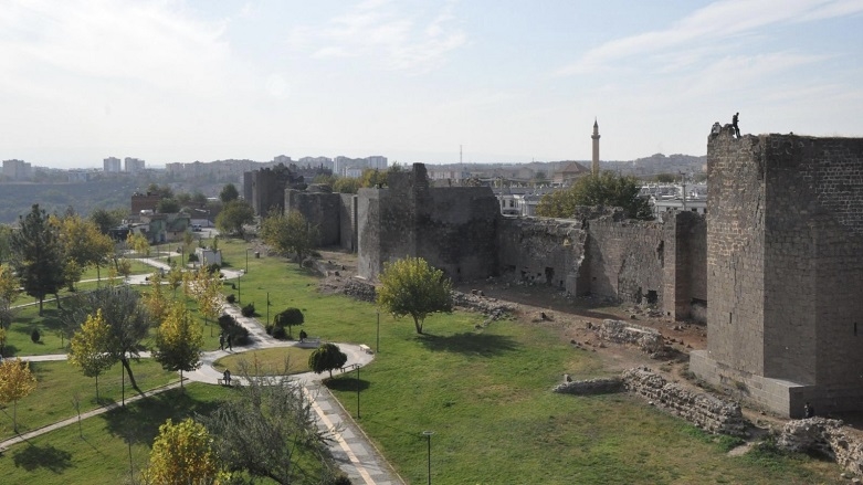 Diyarbakır’da 10 günlük yasak