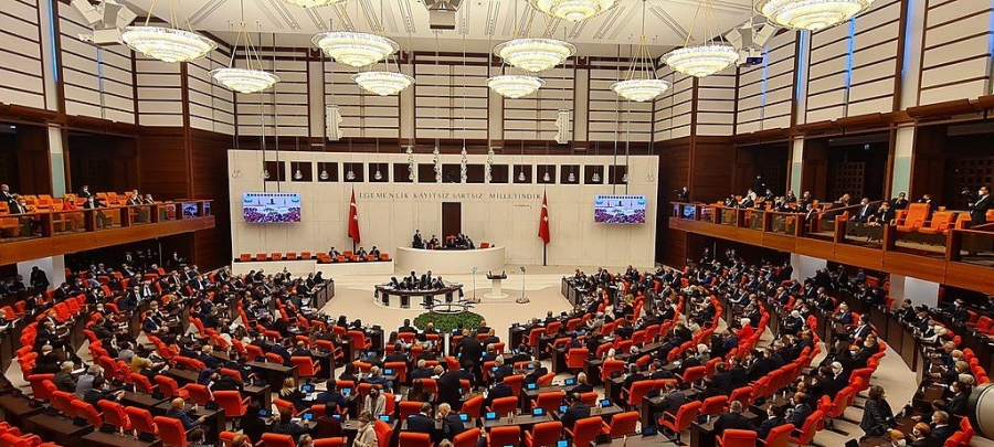 Kulisleri hareketlendiren haber: Meclis içinde yeni bir parti doğuyor