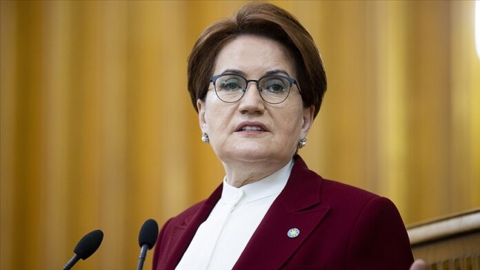 Akşener: Biz Abdülhamit Han’la değil demokrasi rüzgârıyla ilgileniyoruz