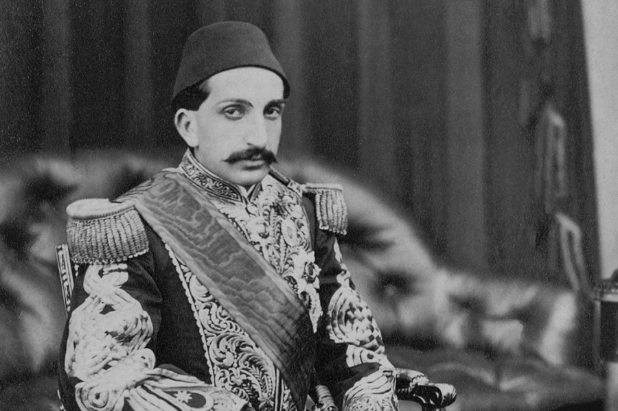 Hükümetin beceriksizliği yüzünden Sultan Abdülhamid az daha Yunanlılara esir düşüyordu