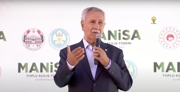 Bülent Arınç, Erdoğan’ın Manisa mitingine katıldı