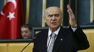 PMD’den Bahçeli’ye soru soran gazeteciye destek, MHP’lilere tepki