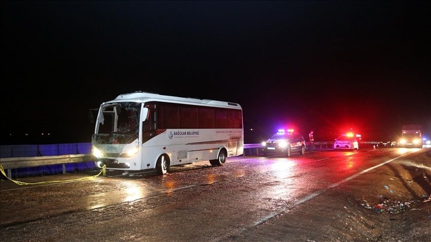 Deprem bölgesinden dönen Bağcılar Belediyesi çalışanları kaza yaptı, 3 kişi vefat etti