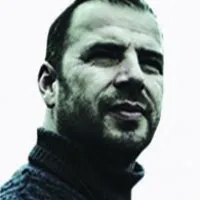 Yangın ve Kederli Bir Ulus