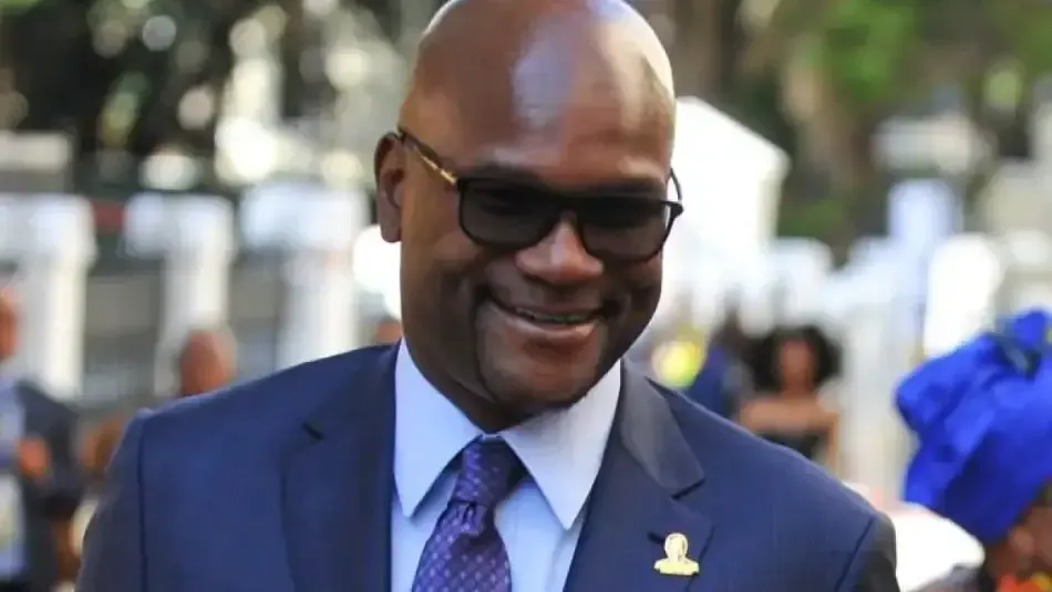 Güney Afrika, Paris’te 22. Kattan Düşerek Öldüğü Söylenen Büyükelçisi İçin Fransa’ya Soruşturma Heyeti Gönderdi