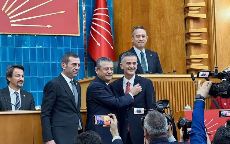İYİ Parti’den ihraç edilen milletvekili Ümit Dikbayır CHP