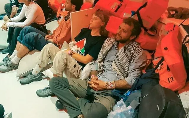 Yüzlerce Sumud aktivisti hala İsrail hapishanesinde: Thiago Ávila susuzluk grevine başladı