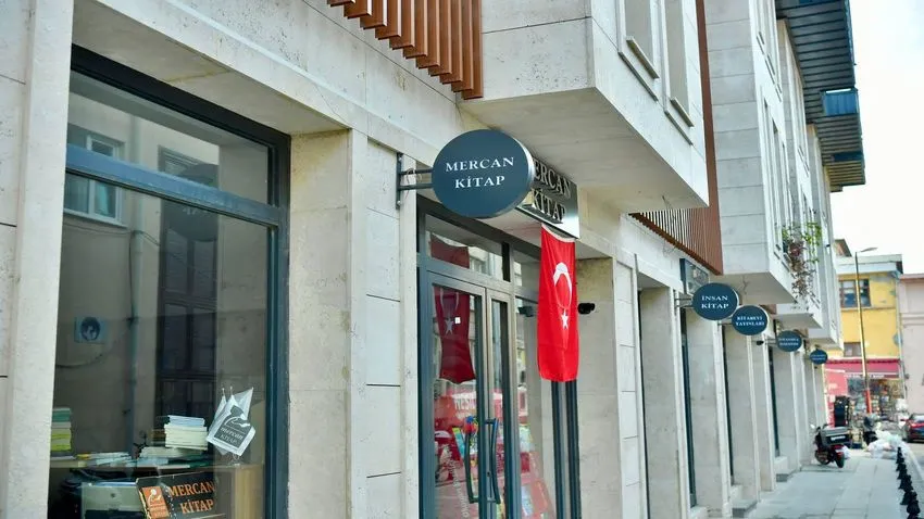 Yayıncılığın kalbi Cağaloğlu, Kitapçılar Sokağı