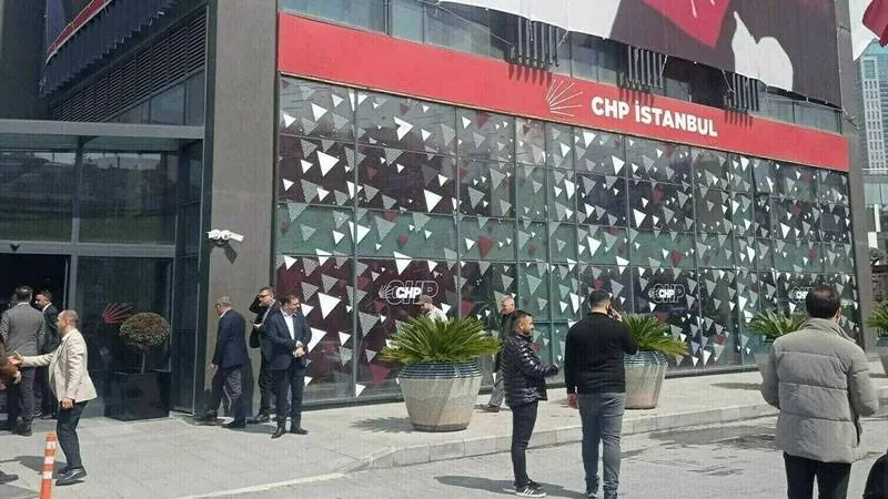 CHP İstanbul İl Başkanlığı binasına el koyma talebi