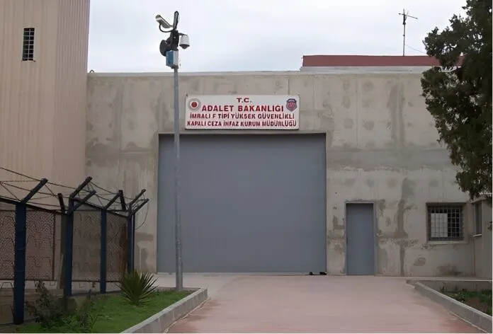 Komisyon İmralı’ya gitti: “Olumlu sonuçlar alınmıştır